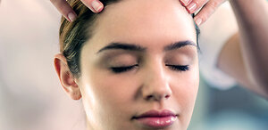 Indian head massage. ihm_female
